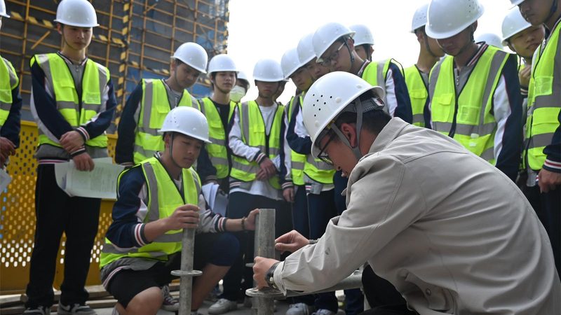 市政工程机械租赁台班费：揭秘其构成与影响因素**